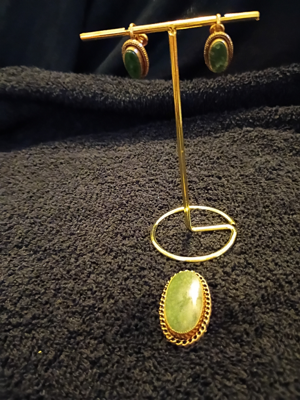 Gold-Tone Jade Stone Oval Earrings and Brooch Set - Women Jewelry